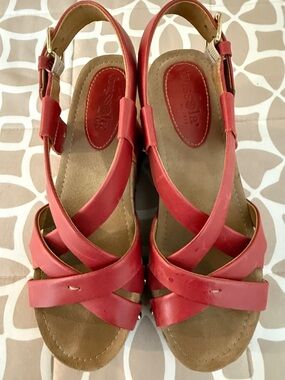bussola Red Leather Crisscross Slingback Sandals